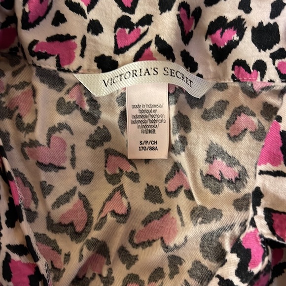 Victoria’s Secret Pjs Long sleeve & Pants Small - Picture 3 of 4